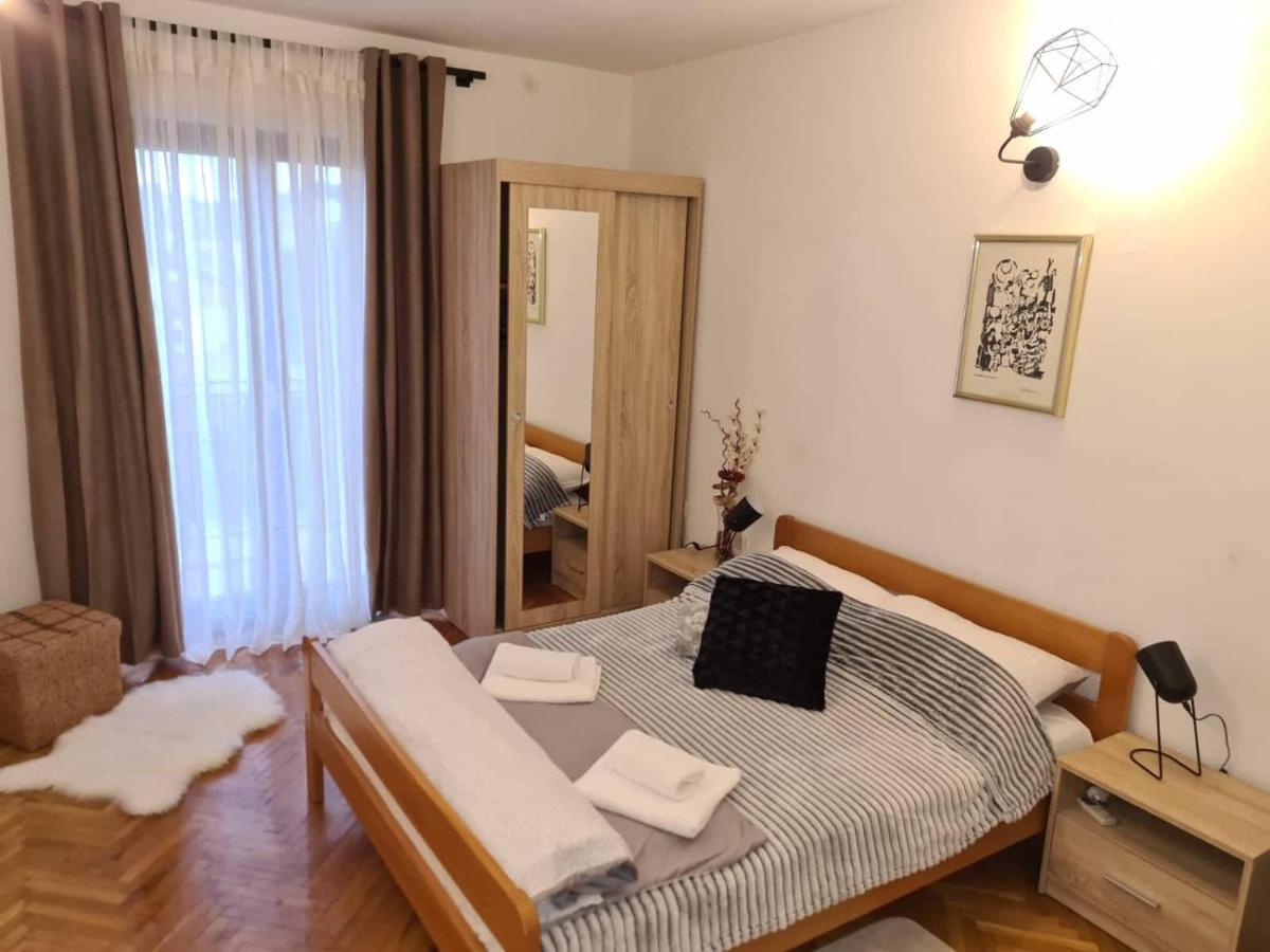 Apartments Solis, 50 M From The Sea - Jakisnica Exterior foto
